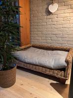 Mooie rieten hondenmand met kussen., Dieren en Toebehoren, Ophalen, Zo goed als nieuw, Riet