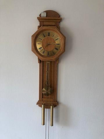 Wandklok beschikbaar voor biedingen