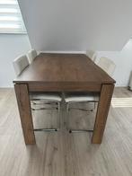 Tafel met eetstoelen, Ophalen