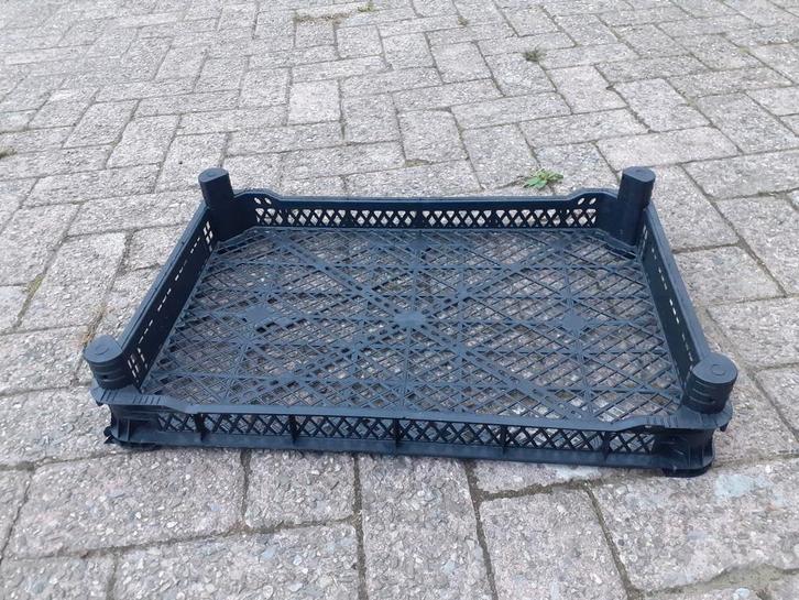 Plastic kunststof krat kratten bak stapelbaar stapelbak, Doe-het-zelf en Verbouw, Kratten en Dozen, Gebruikt, Krat, 50 tot 75 cm