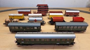 Marklin H0  - 18x goederen en personen wagons.  beschikbaar voor biedingen