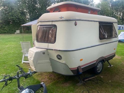 Eriba Touring Pan Familia, Caravans en Kamperen, Caravans, Particulier, tot en met 2, 500 - 750 kg, Standaardzit, Eriba, Lengtebed
