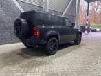 Land Rover Defender P300e X-Dynamic HSE | NIEUW | Black Pack, Auto's, Land Rover, Automaat, Gebruikt, 4 cilinders, Zwart