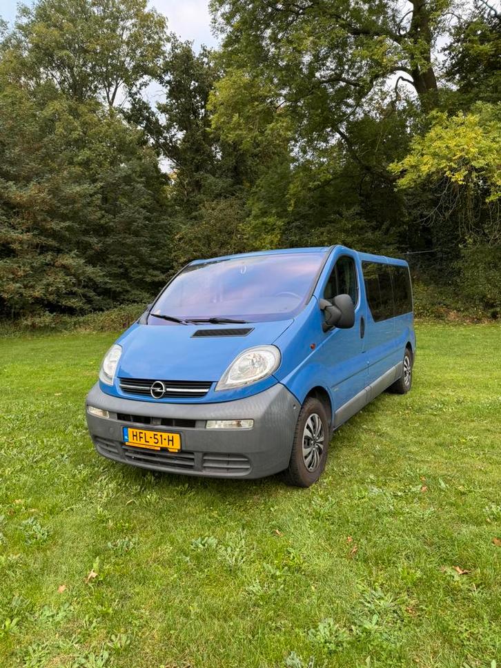 Opel vivaro 2.0 benzine 152.000km 2005 9 persoon, Auto's, Opel, Bedrijf, Vivaro, ABS, Achteruitrijcamera, Airbags, Airconditioning