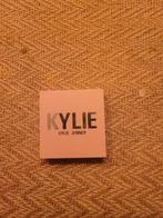 Kylie jenner blush, Sieraden, Tassen en Uiterlijk, Make-up, Ophalen of Verzenden, Roze, Zo goed als nieuw