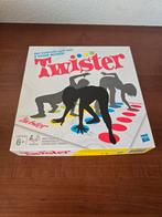 Twister - Het bekende spel!, Vijf spelers of meer, Ophalen of Verzenden, Zo goed als nieuw, Hasbro