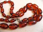 Mooie vintage ketting amber acryl, Ophalen of Verzenden, Zo goed als nieuw, Bruin, Overige materialen
