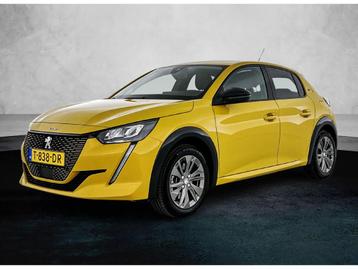 Peugeot e-208 EV Allure Pack 50 kWh 136pk | Navigatie via Ap beschikbaar voor biedingen