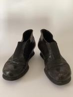 Design schoenen van Rive Gauche maat 38, Ophalen of Verzenden, Gedragen, Rive Gauche, Instappers