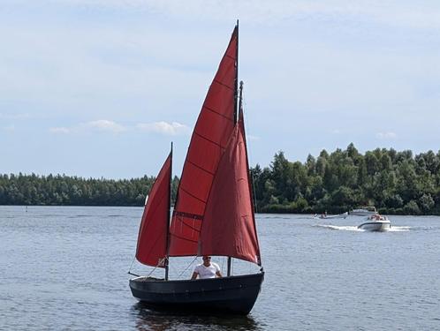 Lugger open zeilboot, Watersport en Boten, Open zeilboten, Gebruikt, Overige typen, 3 tot 6 meter, Polyester, Geen motor, Benzine