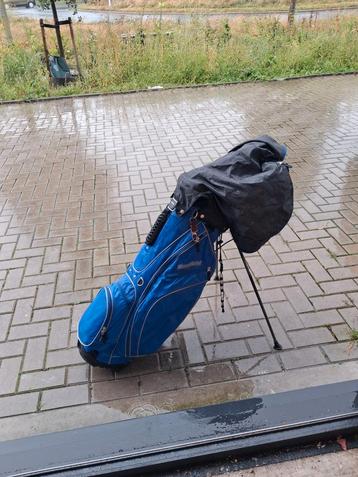 Volledige golfset en tas heren beschikbaar voor biedingen