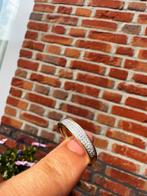 Gouden ring diamanten, Sieraden, Tassen en Uiterlijk, Ringen, 18 tot 19, Ophalen of Verzenden, Zo goed als nieuw, Dame