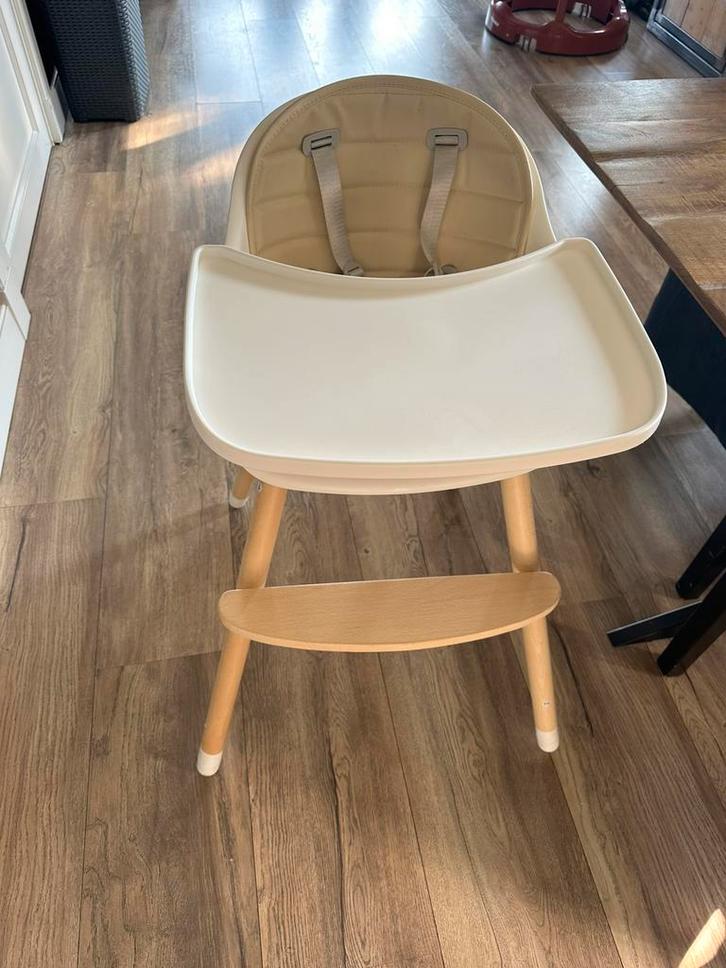 Qute Meegroeistoel - Perfect voor je kind!, Kinderen en Baby's, Kinderstoelen, Zo goed als nieuw, Meegroeistoel, Afneembaar eetblad