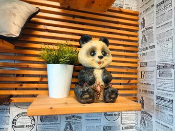 Wandrek met Houten Planken beschikbaar voor biedingen