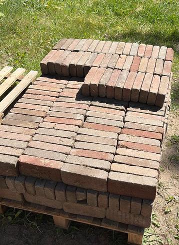 Mooie waaltjes  +- 17m2 - per m2 te koop beschikbaar voor biedingen