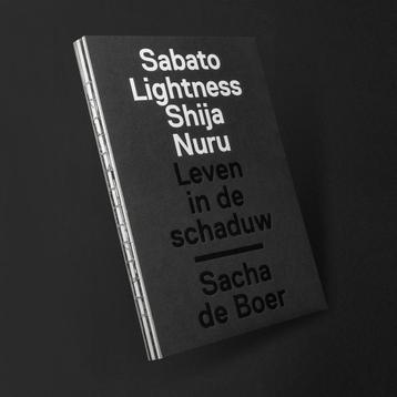 Leven in de Schaduw - Sacha de Boer fotoboek 24x34cm beschikbaar voor biedingen