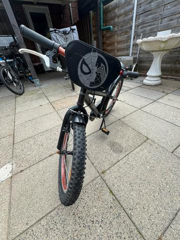Fiets Spyder man  beschikbaar voor biedingen