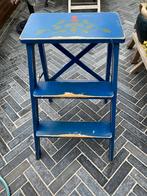 Leuk beschilderd trapje, Doe-het-zelf en Verbouw, Ladders en Trappen, Ophalen, Zo goed als nieuw, Minder dan 2 meter