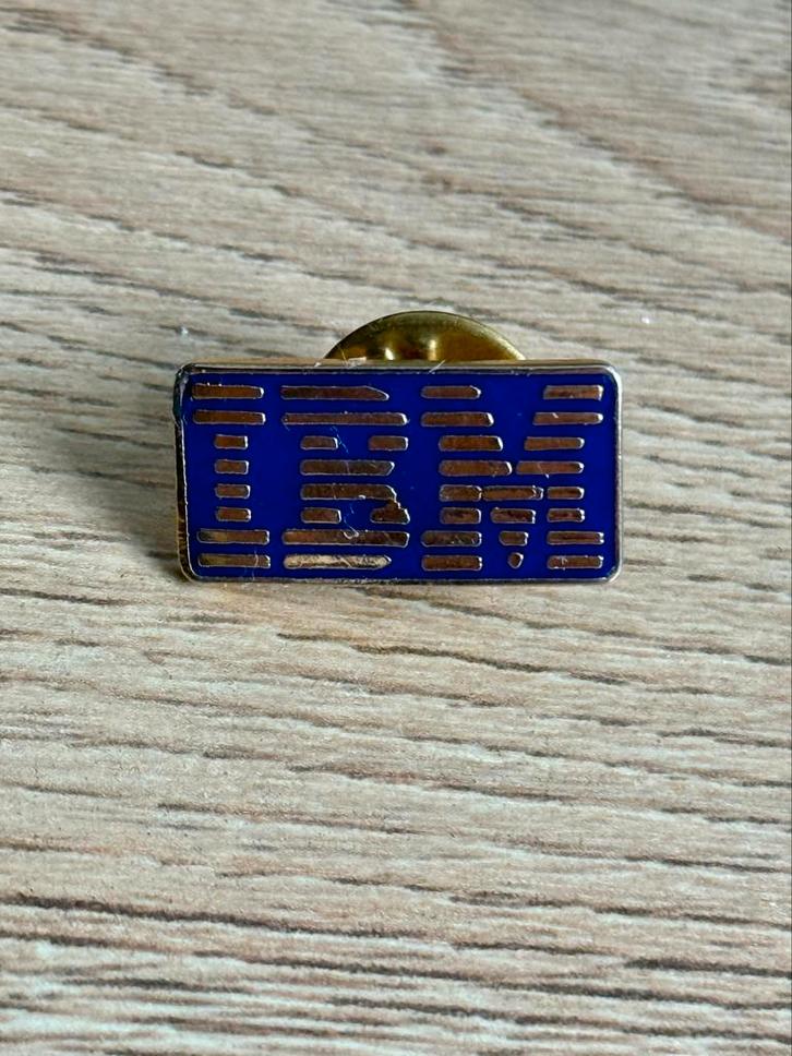 IBM Vintage Pin, Verzamelen, Speldjes, Pins en Buttons, Gebruikt, Speldje of Pin, Overige onderwerpen, Ophalen of Verzenden