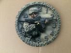 Want klokje van een  als scherpschutter met uurwerk foto 2, Verzamelen, Militaria | Algemeen, Ophalen, Landmacht, Nederland, Embleem of Badge