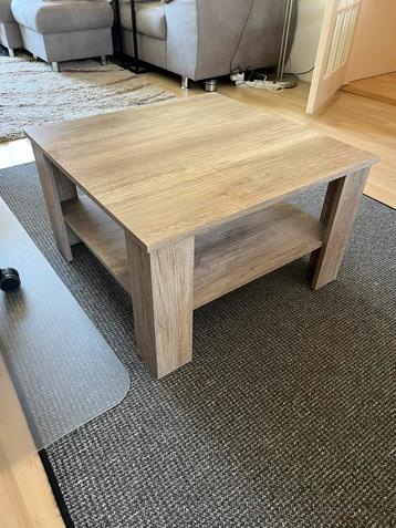 Salontafel/ Woonkamertafel beschikbaar voor biedingen