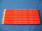 Bruynzeel rond potlood rood uit de jaren 60 - 70, Hobby en Vrije tijd, Tekenen, Potlood of Stift, Ophalen of Verzenden