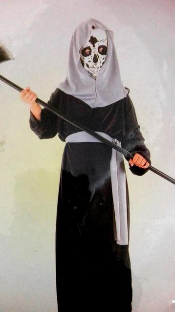 Halloween Horror Toga met hood mt 104 / 116 beschikbaar voor biedingen