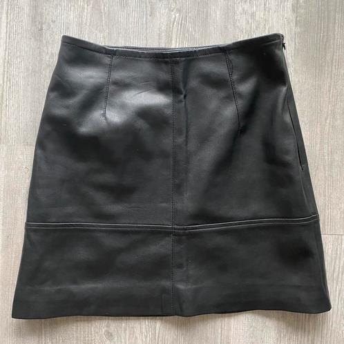 Nep leren rok, H&M, maat 36, Kleding | Dames, Rokken, Nieuw, Maat 36 (S), Zwart, Boven de knie, Ophalen of Verzenden