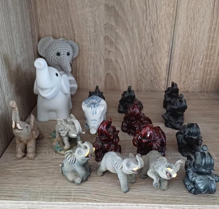 Olifanten beeldjes, kleintjes. Prijs, zie omschrijving., Verzamelen, Beelden en Beeldjes, Zo goed als nieuw, Dier, Ophalen