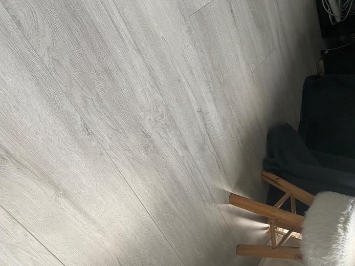 Prachtig laminaat over, Huis en Inrichting, Overige Huis en Inrichting, Nieuw, Ophalen