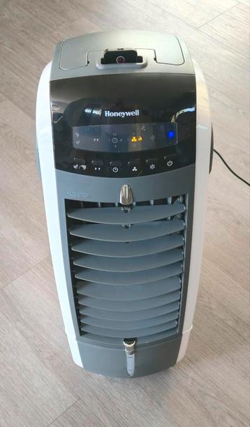 Honeywell ES 800 verrijdbare water/ijsblokgekoelde aircooler beschikbaar voor biedingen