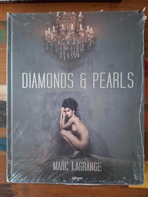 Marc Lagrange-Diamonds & Pearls NIEUW. Gratis fotokaart, Boeken, Kunst en Cultuur | Fotografie en Design, Nieuw, Fotografen, Ophalen of Verzenden