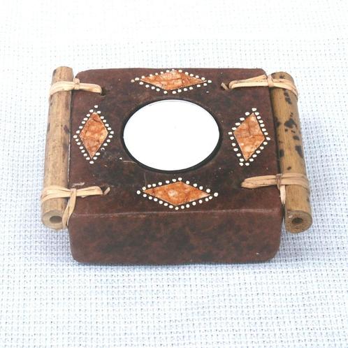 Waxinelichtjeshouder aardewerk met rotan, Huis en Inrichting, Woonaccessoires | Kandelaars en Kaarsen, Nieuw, Kandelaar, Minder dan 25 cm