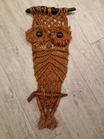 Vintage 60/70 macramé uil met houten ogen/stokken, Huis en Inrichting, Ophalen of Verzenden