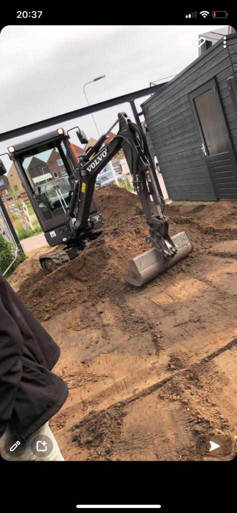 Minikraanverhuur, grondwerken, gazonaanleg, Diensten en Vakmensen, Tuinmannen en Stratenmakers