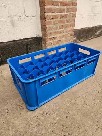 Glaskrat 32 vakken beschikbaar voor biedingen
