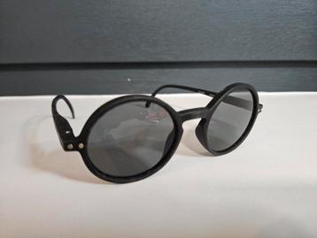 IZIPIZI Zonnebril - Stijlvol en Beschermend! beschikbaar voor biedingen