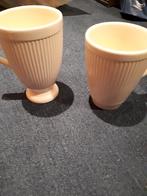 Wedgwood mokken 2×, Huis en Inrichting, Keuken | Servies, Ophalen of Verzenden, Zo goed als nieuw, Wedgwood, Kop(pen) en/of Schotel(s)