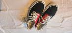 Vans Special edition kanaka, Ophalen of Verzenden, Zo goed als nieuw, Sneakers of Gympen