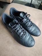 Voetbalschoenen Nike tiempo, Sport en Fitness, Voetbal, Schoenen, Zo goed als nieuw, Maat M, Ophalen of Verzenden