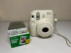 Instax mini 8 + 39 foto’s, Ophalen of Verzenden, Polaroid, Fuji