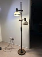 Klassieke staande lamp, Huis en Inrichting, Lampen | Vloerlampen, Ophalen, Gebruikt, Hout, 150 tot 200 cm