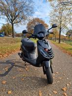 Piaggio Zip 80cc e5 2023, Fietsen en Brommers, Scooters | Piaggio, Ophalen, Maximaal 45 km/u, Zip, Zo goed als nieuw