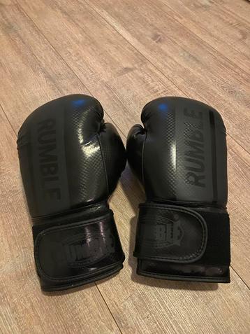 Rumble Bokshandschoenen 12oz - Zwart - Goede Staat beschikbaar voor biedingen