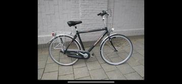 Giant Herenfiets - staat op de uni in Tilburg beschikbaar voor biedingen