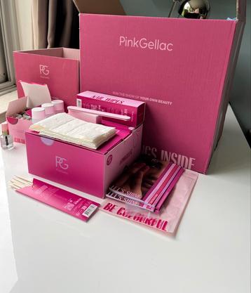 Complete set Pink Gellac met extra’s :  BIJNA NIEUW beschikbaar voor biedingen