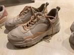 Mooie sneakers, ook nog twee andere paar er bij, Ophalen of Verzenden, Zo goed als nieuw