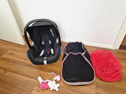 Maxi-Cosi  Zeer netjes met accessoires, Kinderen en Baby's, Autostoeltjes, Zo goed als nieuw, Maxi-Cosi, Autogordel, Ophalen of Verzenden