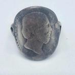 Zilveren ring Willem III 1864, Gebruikt, Ophalen of Verzenden, Dame of Heer, Zilver