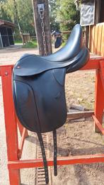 Thorrowgood dressuurzadel, 16,5 inch, Dieren en Toebehoren, Paarden en Pony's | Zadels, Ophalen of Verzenden, Gebruikt